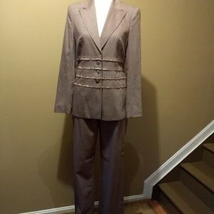 Escada pant suit
